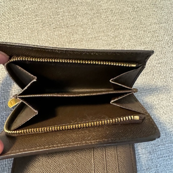 Louis Vuitton Damier Ebene Joey Compact Wallet - Picture 8 of 13